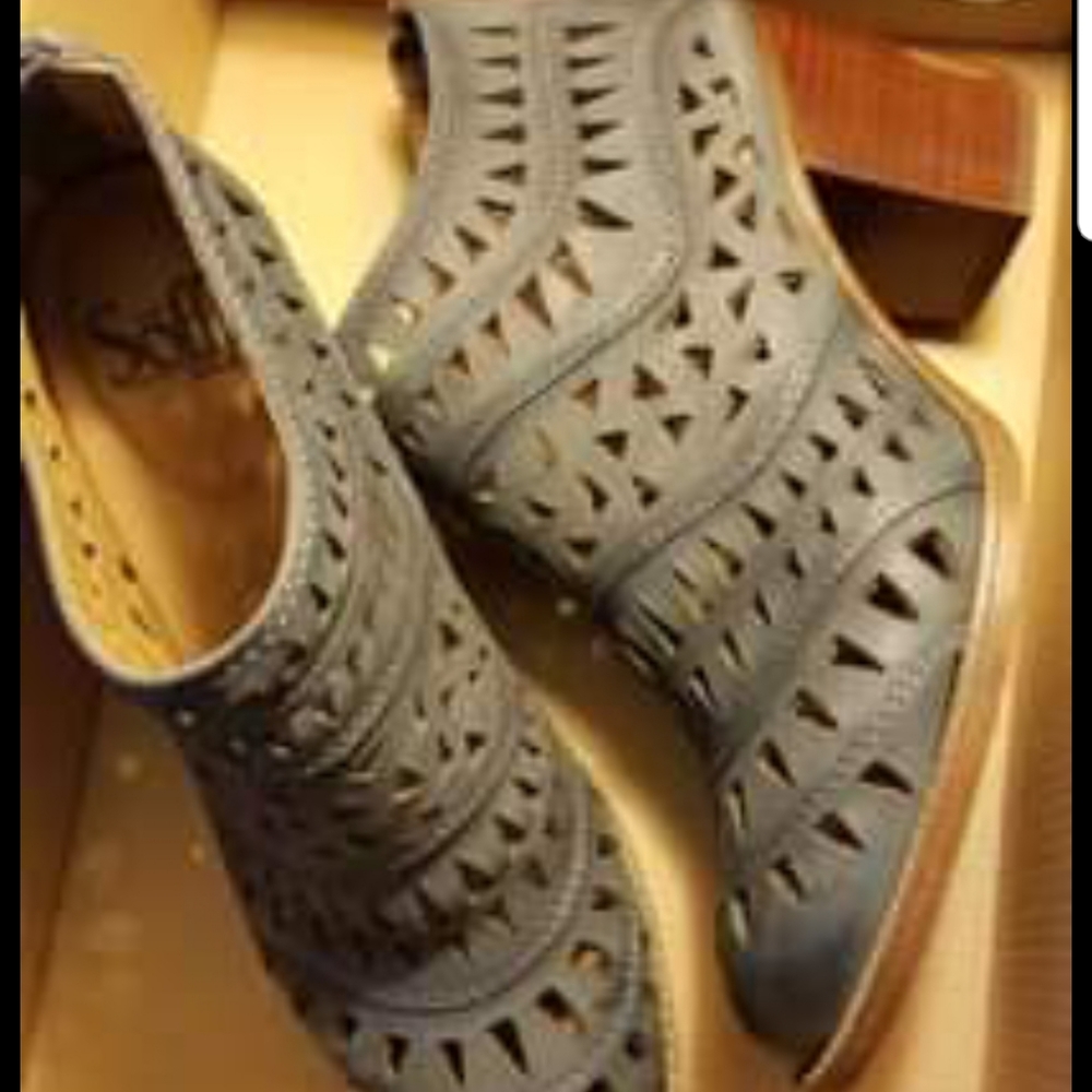 Sofft booties